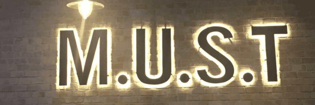 signboard makers near me